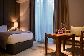 Aurora Resort Tsaghkadzor, By One
