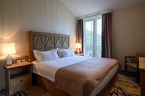 Aurora Resort Tsaghkadzor, By One