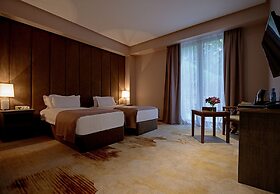 Aurora Resort Tsaghkadzor, By One