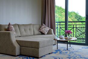 Aurora Resort Tsaghkadzor, By One
