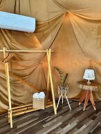 Lake glamping ik