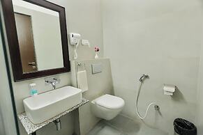 Lake View Hotel Revaas