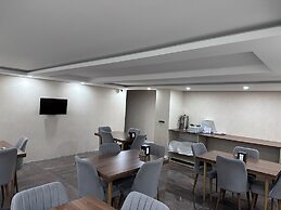 Star Suit Hotel