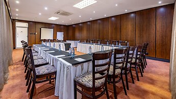 African Sky Hotels - Ermelo Inn