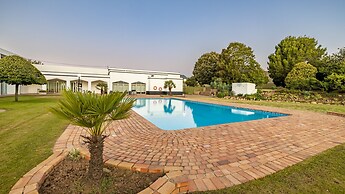 African Sky Hotels - Harrismith Inn