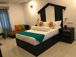 Sunshine Resort and Spa