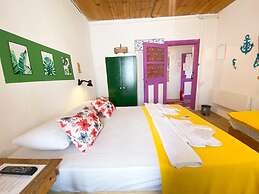 Mell10 House