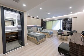 Meros Hotel