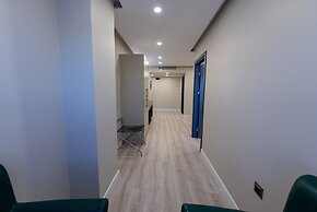 Meros Hotel