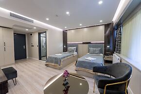 Meros Hotel