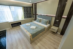 Meros Hotel