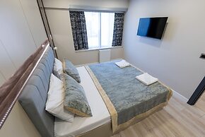 Meros Hotel