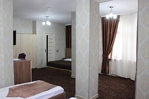 PHOENIX HOTEL