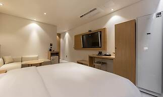 Masan Daisy Hotel