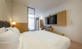 Masan Daisy Hotel