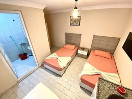 Emir Hostel