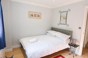 Solent Landing No 12A - Beachfront