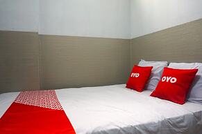 Capital O 3952 Hotel C 18 Cibaduyut