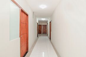OYO 168 K-15 Residence
