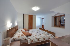 Holiday Home Ema