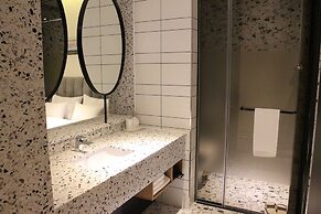 NOMAD HOTEL