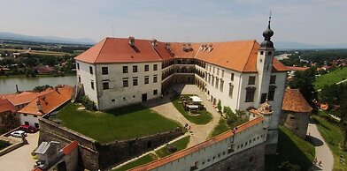 Hotel Mitra