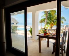 Zanzibar Vera Beach by Moonshine