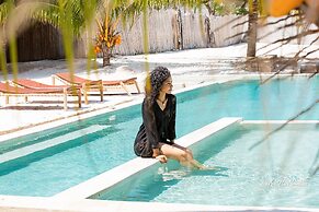 Zanzibar Vera Beach by Moonshine