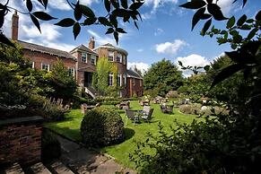 Grays Court