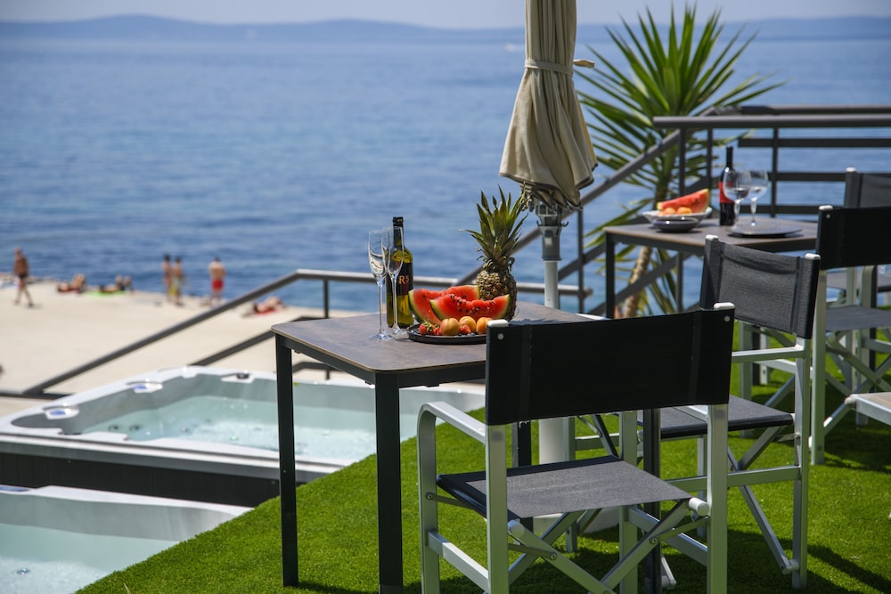 Via Mare Luxury rooms