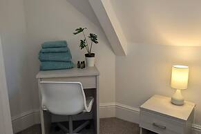 Modern Spacious Apartment Families & Corporate