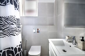 Piccolo Mondo by CityBookings