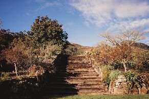 Paradise Valley Lodge