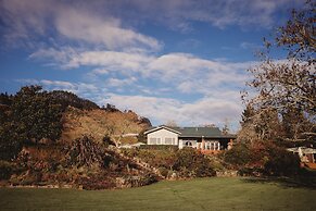 Paradise Valley Lodge