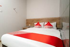 Hotel O Festive Inn