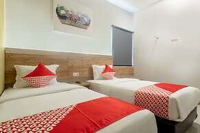 Hotel O Festive Inn