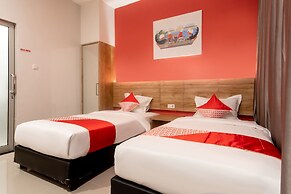 Hotel O Festive Inn