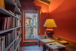 La Corte Degli Artisti