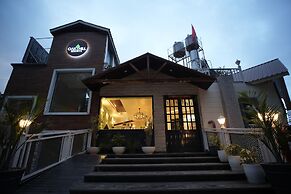 Oakhill Resort