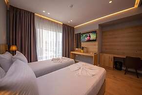 Azure Inn Hotel