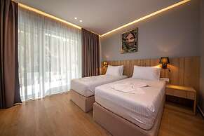 Azure Inn Hotel