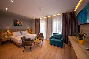 Azure Inn Hotel