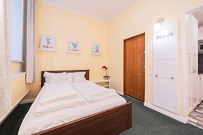 Station Self Check-in  Apartments - Lollo Luxury