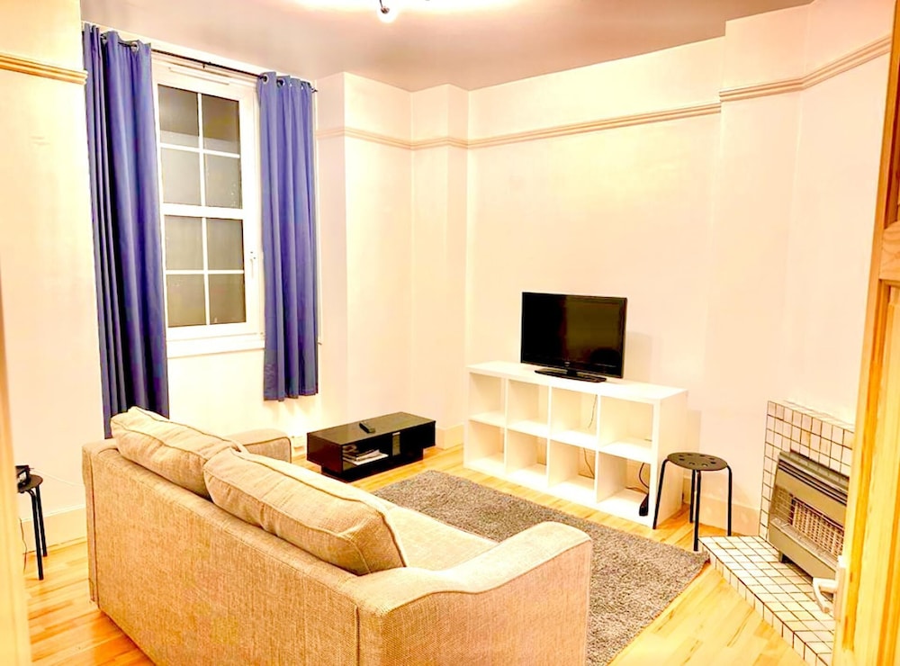Immaculate One Bed in Tower Bridge Luxurious Taste