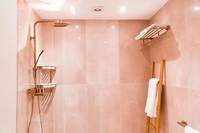 The Red Farm Relais & Spa