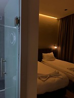 Ferah Hotel