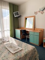 Mint Family Hotel