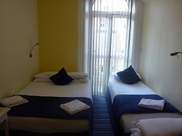 Manor Hotel