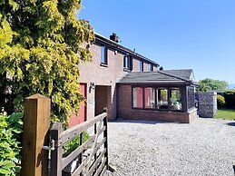 Yewtree House