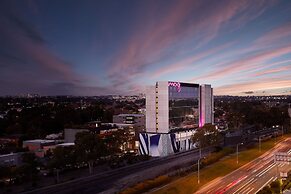 Moxy Sydney Airport